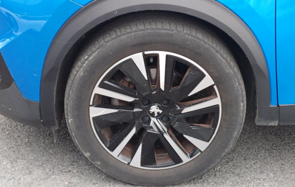 peugeot-2008-e-2008-136ch-gt - 884654713