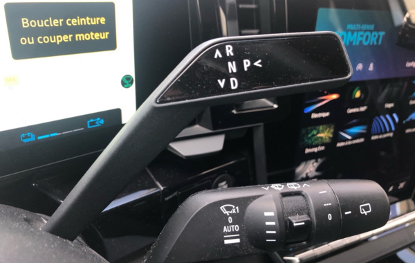 renault-austral-1-2-e-tech-full-hybrid-200ch-iconic-esprit-alpine-23 - 884904713