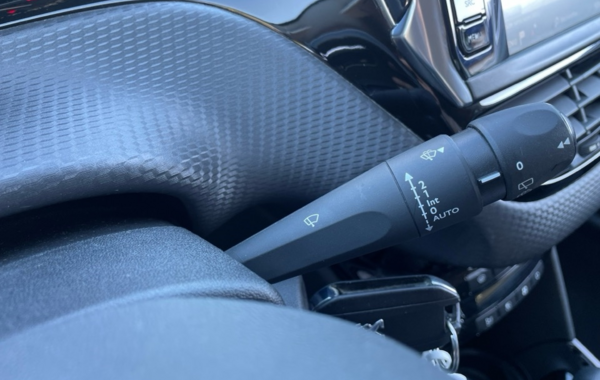 peugeot-2008-1-2-puretech-130ch-e6-c-allure-s-s-eat6-6cv - 885114713