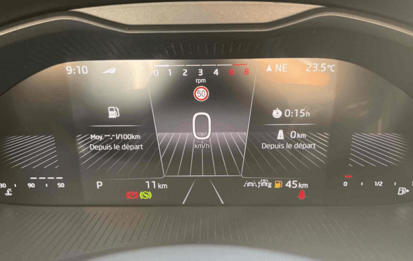 skoda-kamiq-1-0-tsi-evo-2-116ch-selection-dsg7 - 885224713