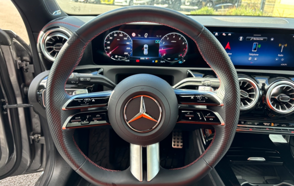 mercedes-cla-shooting-brake-200-163ch-amg-line-7g-dct - 886834713