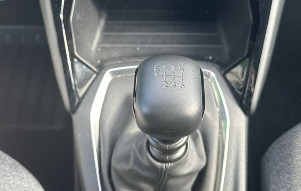 peugeot-2008-1-2-puretech-100ch-s-s-active-pack - 888454713