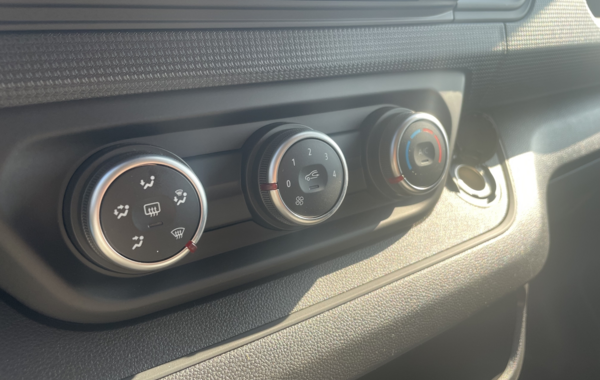 renault-trafic-iii-fg-l1h1-2t8-2-0-blue-dci-130ch-advance-24 - 888774713