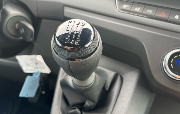 renault-master-iv-fg-f3500-l2h2-2-0-blue-dci-130ch-advance-25 - 888804713