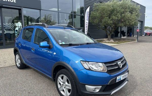 dacia-sandero-0-9-tce-90ch-stepway-prestige-easy-r-euro6 - 889154713