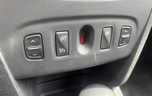 dacia-sandero-0-9-tce-90ch-stepway-prestige-easy-r-euro6 - 889154713