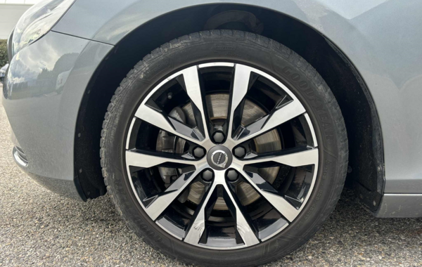 volvo-v40-d2-adblue-120ch-signature-edition-geartronic - 890024713