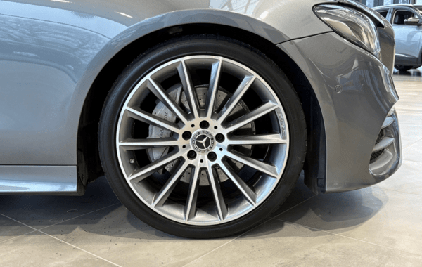 mercedes-classe-e-cabriolet-220-d-194ch-amg-line-9g-tronic - 890324713