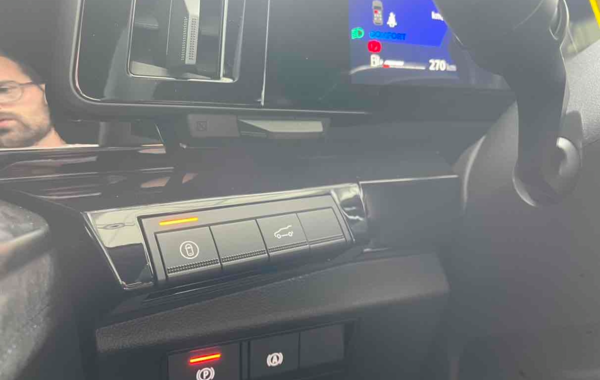 renault-espace-vi-1-2-e-tech-full-hybrid-200ch-esprit-alpine-7-places-24 - 890814713