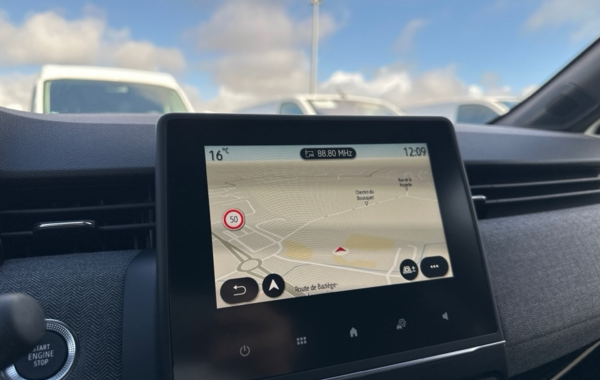 renault-clio-v-1-0-tce-90ch-techno-25 - 891234713