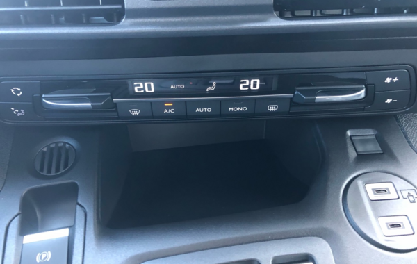 citroen-berlingo-taille-m-1-5-bluehdi-130ch-s-s-max-eat8-5-places - 891654713
