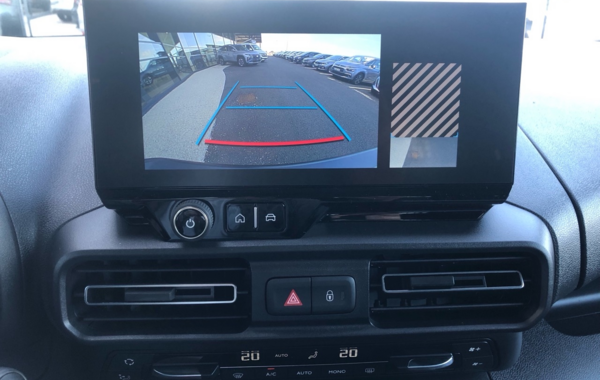 citroen-berlingo-taille-m-1-5-bluehdi-130ch-s-s-max-eat8-5-places - 891654713