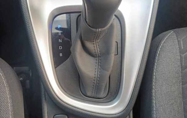 toyota-yaris-cross-116h-design-my21 - 892624713