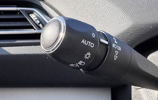 peugeot-308-1-2-puretech-130ch-allure-s-s-eat6-5p - 893994713