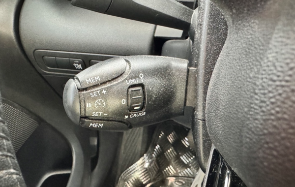 citroen-c3-aircross-bluehdi-120ch-s-s-shine-business-eat6-e6-d-temp - 894054713