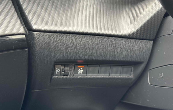 peugeot-2008-1-2-puretech-130ch-s-s-allure - 894474713