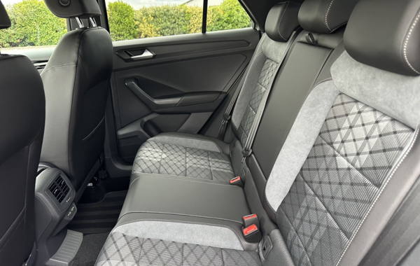 volkswagen-t-roc-2-0-tdi-150ch-r-line-dsg7 - 894584713