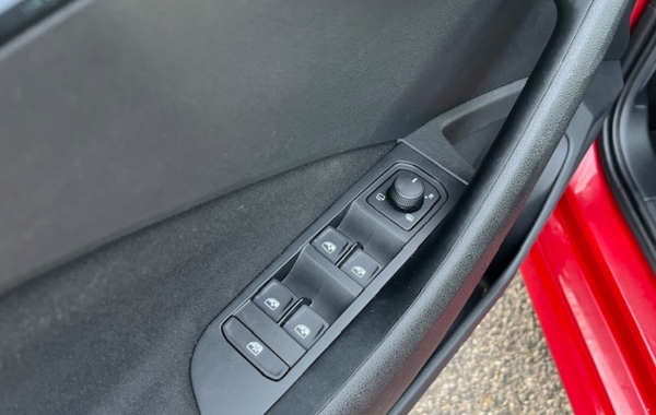 skoda-kamiq-1-0-tsi-evo-110ch-ambition - 894914713