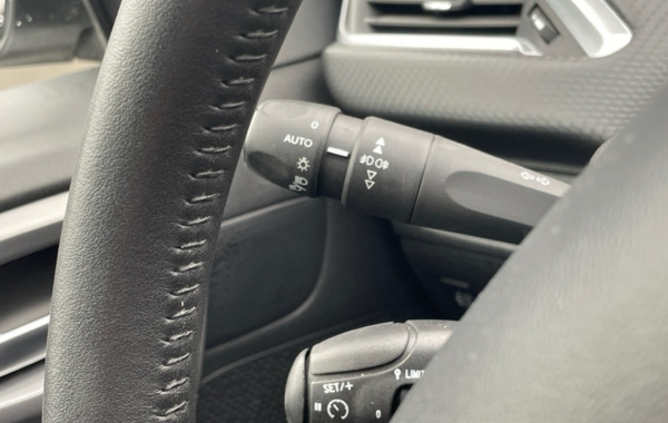 peugeot-2008-1-5-bluehdi-100ch-e6-c-style-s-s-bvm5 - 895314713