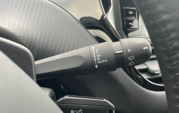peugeot-2008-1-5-bluehdi-100ch-e6-c-style-s-s-bvm5 - 895314713