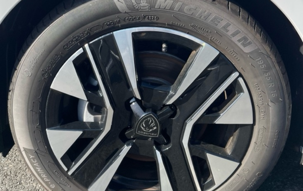 peugeot-208-1-2-100ch-s-s-allure - 895514713