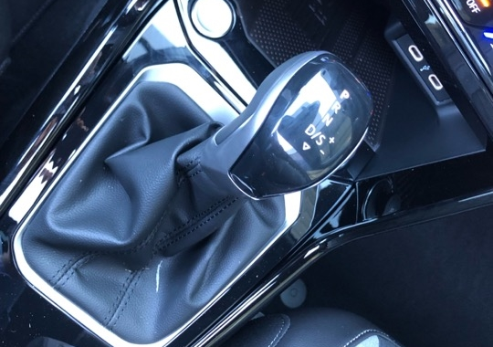 volkswagen-t-roc-2-0-tdi-150ch-r-line-dsg7 - 895884713