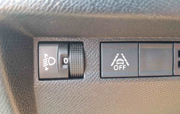 citroen-c4-bluehdi-110ch-s-s-feel - 896124713