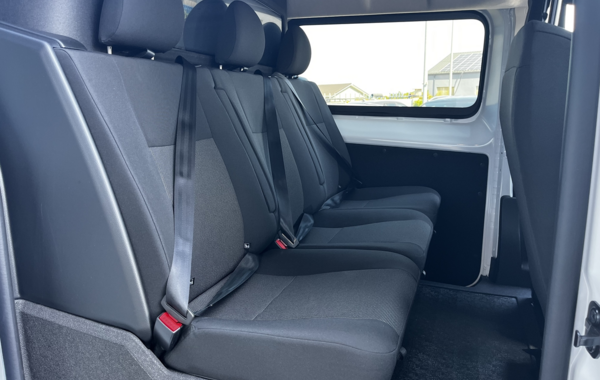 peugeot-expert-fg-xl-2-0-bluehdi-180ch-s-s-cabine-approfondie-fixe-eat8 - 896754713