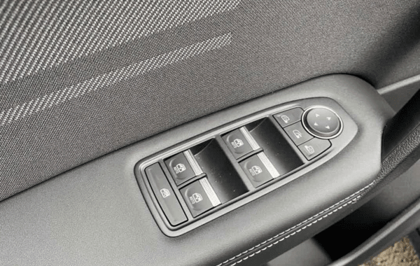 renault-captur-ii-1-8-e-tech-full-hybrid-160ch-esprit-alpine-25 - 897844713