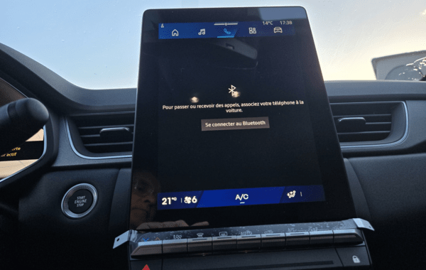 renault-symbioz-1-8-e-tech-full-hybrid-160ch-techno-25 - 898244713