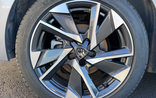 peugeot-308-1-5-bluehdi-130ch-s-s-allure-eat8 - 898354713