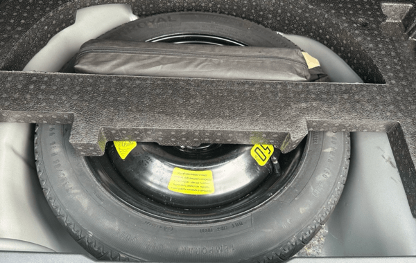 peugeot-2008-1-5-bluehdi-120ch-e6-c-allure-s-s-eat6 - 898554713