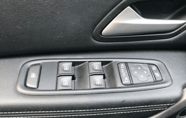 dacia-duster-1-3-tce-150ch-fap-journey-4x2-edc - 898564713