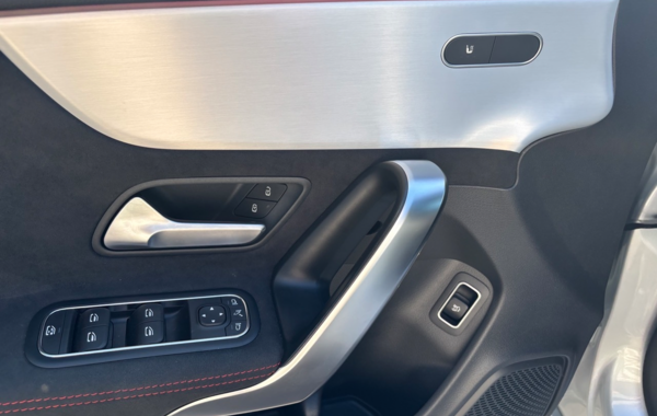 mercedes-cla-shooting-brake-200-163ch-amg-line-7g-dct - 898574713