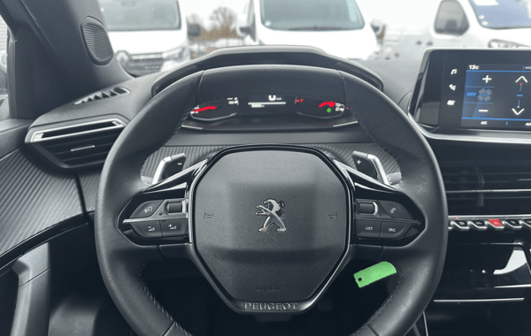 peugeot-2008-1-2-puretech-130ch-s-s-allure-eat8 - 898904713