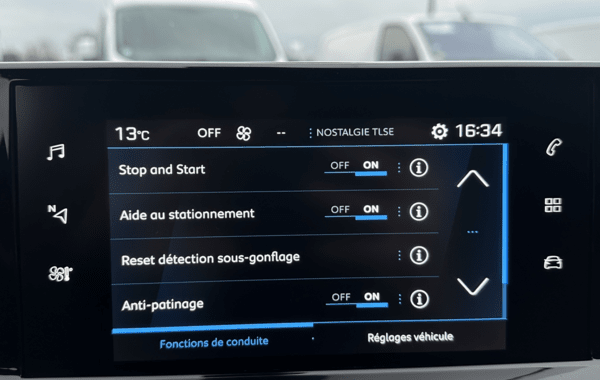 peugeot-2008-1-2-puretech-130ch-s-s-allure-eat8 - 898904713