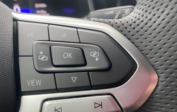 volkswagen-t-roc-2-0-tdi-150ch-r-line-dsg7 - 898974713