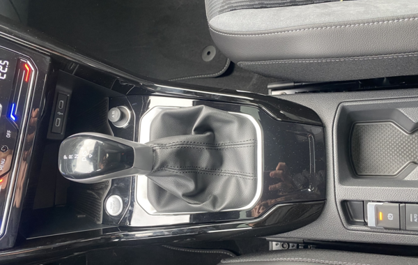 volkswagen-t-roc-2-0-tdi-150ch-r-line-dsg7 - 899054713