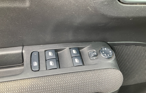 citroen-c3-aircross-bluehdi-120ch-s-s-shine-eat6-e6-d-temp - 899434713