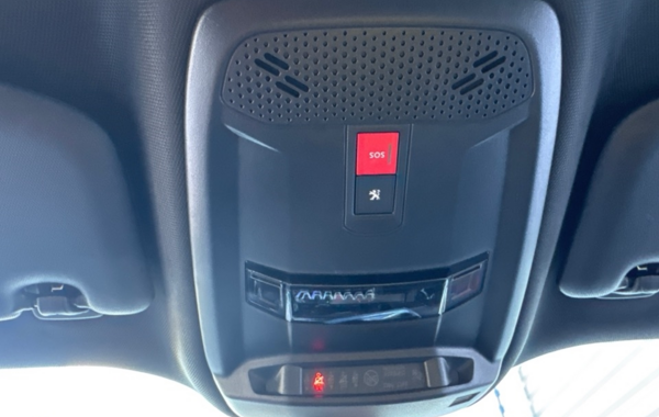 peugeot-2008-1-2-puretech-130ch-s-s-gt-line - 899814713