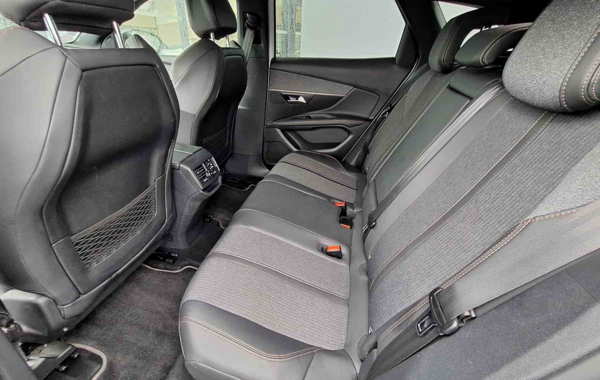 peugeot-3008-1-2-puretech-130ch-gt-line-s-s - 899934713