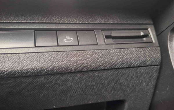 peugeot-3008-1-2-puretech-130ch-gt-line-s-s - 899934713