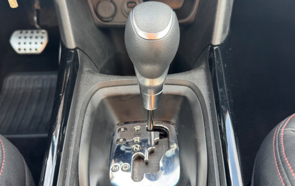 peugeot-2008-1-2-puretech-110ch-e6-c-gt-line-s-s-eat6 - 900424713