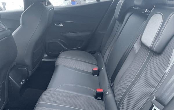 peugeot-2008-1-5-bluehdi-130ch-s-s-gt-eat8 - 900614713