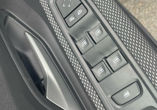 dacia-sandero-1-0-tce-90ch-stepway-expression-24 - 900884713