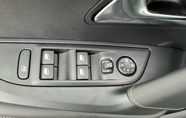 peugeot-2008-1-2-hybrid-145ch-gt-e-dcs6 - 903314713