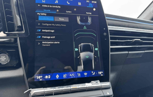 renault-austral-1-2-e-tech-full-hybrid-200ch-techno-25 - 903944713