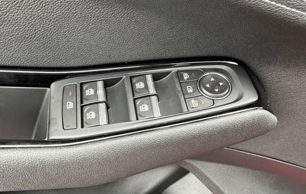 renault-austral-1-2-e-tech-full-hybrid-200ch-techno-25 - 903964713