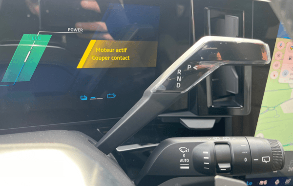 renault-austral-1-2-e-tech-full-hybrid-200ch-techno-25 - 903974713