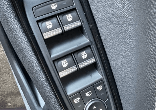 renault-austral-1-2-e-tech-full-hybrid-200ch-techno-25 - 903984713